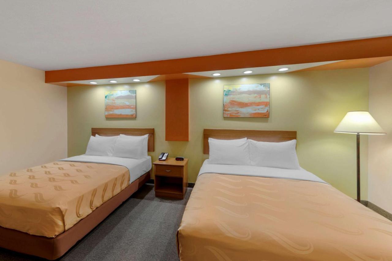 Quality Inn Hamilton Buitenkant foto