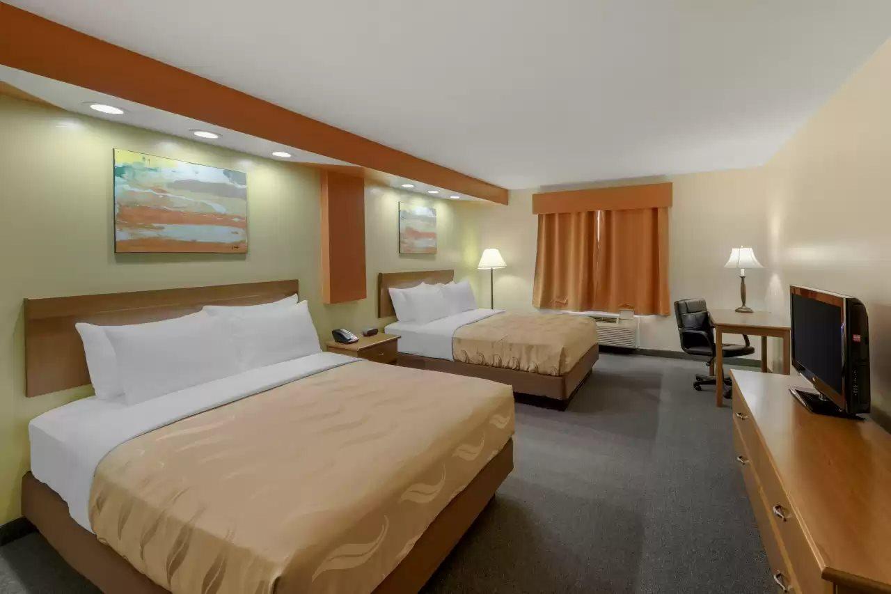 Quality Inn Hamilton Buitenkant foto